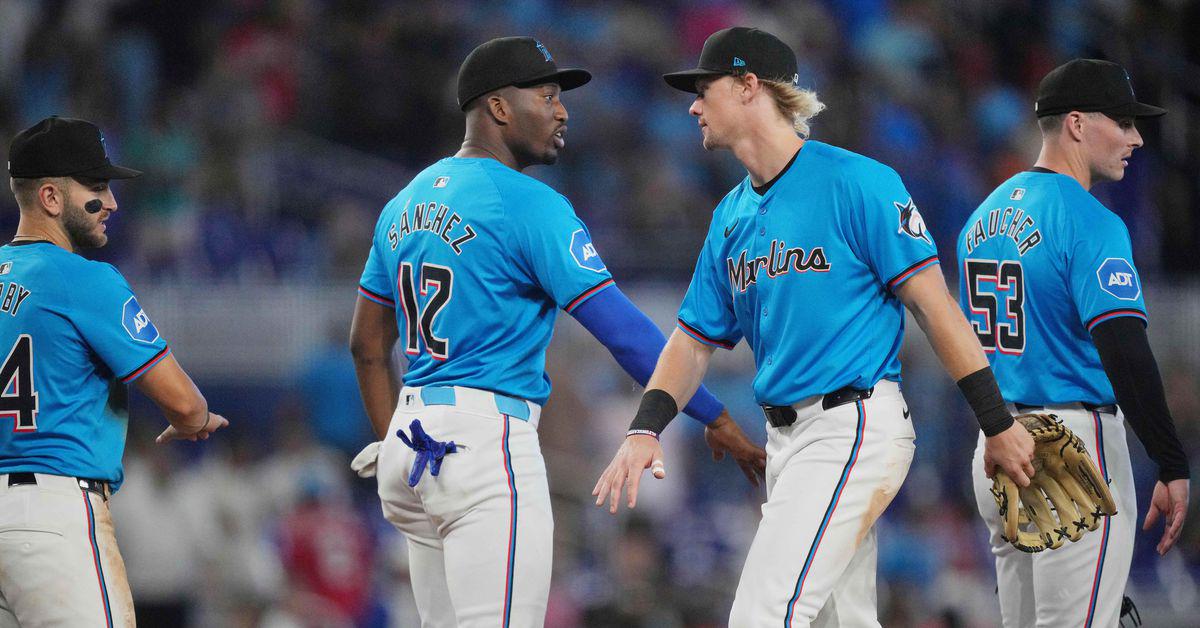 Royals openly shopping for “corner outfield help” per Jim Bowden (Royals Review)