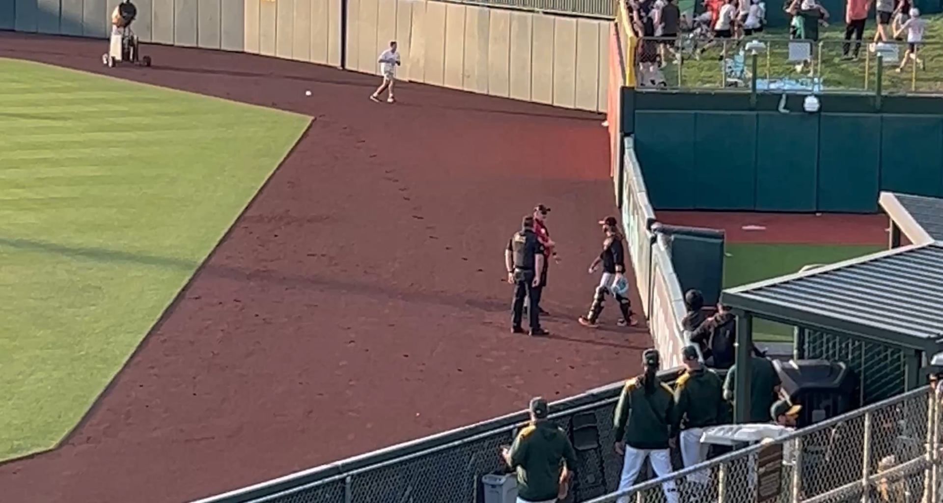 T Shirt Cannon fails… worker has to throw the shirts