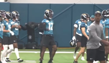 Travis Hunter’s teammate appears to tell him to stop dancing and focus, but Travis continues to dance