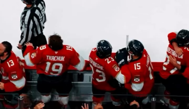 BACK TO BACK: The Cats Celebrate As The Clock Strikes 00:00