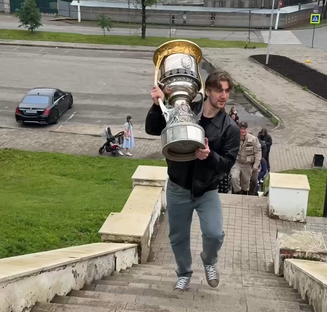 Dmitry Simashev brought the Gagarin Cup to his hometown of Kostroma