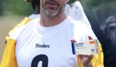 Damn, Aaron Rodgers peddling pills at Steelers practice today!