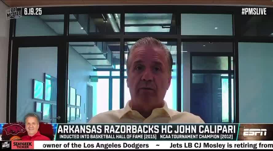 Karl-Anthony Town’s Kentucky coach (John Calipari): “When KAT was getting drafted in 2015, the Lakers wanted him at #2 overall. I said ‘You may wanna be the #2 pick and be in LA’. KAT said ’Nah, I will wear a coat. I wanna be the #1 pick’. And he enjoyed his time in Minnesota"