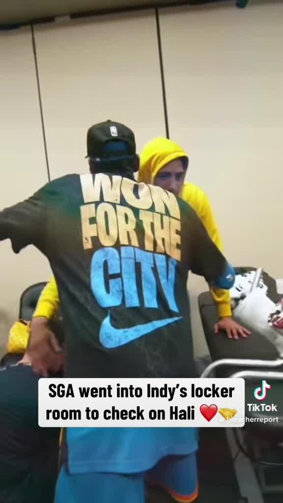 [Highlight] After game 7 of the NBA finals, SGA went into Indy’s locker room to check on Haliburton
