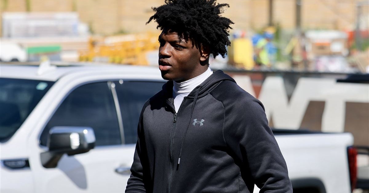 Recruiting Scoop - Two more Gamecock targets set announcements