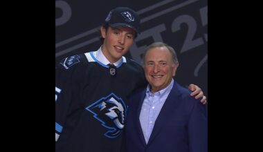 Caleb Desnoyers drafted No. 4 overall to the Utah Mammoth in the 2025 NHL Draft ❄️