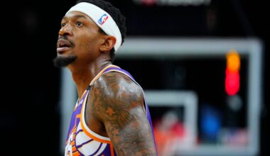 [Rankin] The Phoenix Suns have been discussing a possible buyout for guard Bradley Beal, league sources have informed The Arizona Republic. Beal has two years left on his contract totaling $110 million. A buyout would make Beal a free agent.