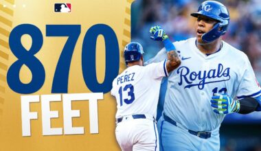 870 FEET IN HOMERS! 🤯 Salvy goes DEEP in KC!