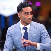 [Charania] The Memphis Grizzlies are signing forward PJ Hall to a two-way NBA contract, agent Matt Bollero of ProMondo Sports tells ESPN. Hall, who played 19 games for the Nuggets last season, averaged 24.2 points and 14.7 rebounds on 65.5% shooting per-36 minutes in summer league.