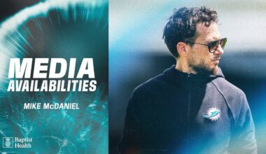 Coach Mike McDaniel meets with the media | Miami Dolphins