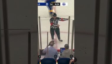 Brodeur DENIES the penalty shot 🙅‍♂️