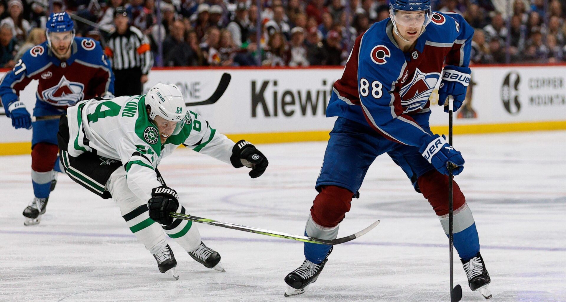 [Willis] “26-Year Old’s Future AAV” Spoiler: it’s about Martin Necas