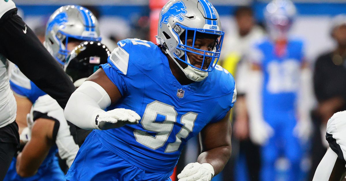 Levi Onwuzurike out at least 4 games with injury, 9 Lions placed on injury lists