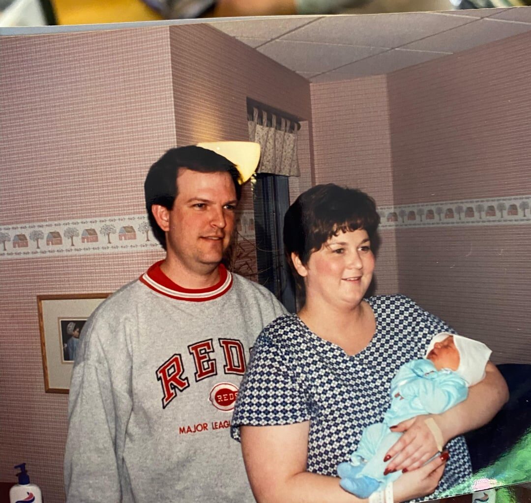 My mega-Reds fan dad passed and I need your help.