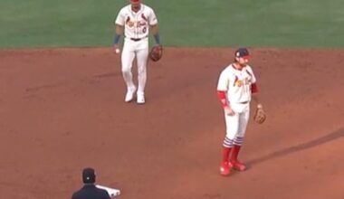 I just want to say that these hats look SO GOOD on the Saturday alt.