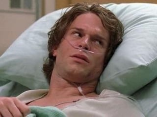 Everyone’s always talking about how PCA’s mom was in Little Big League, TIL PCA’s dad was the patient in an episode of House