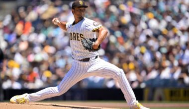 [Heilbrunn]Yu Darvish said he made a mechanical change and "drastically dropped the arm slot" today. Said he played catch with it, tested it in his bullpen, then did it in the game. It's similar to the arm slot he had in earlier years, he said.