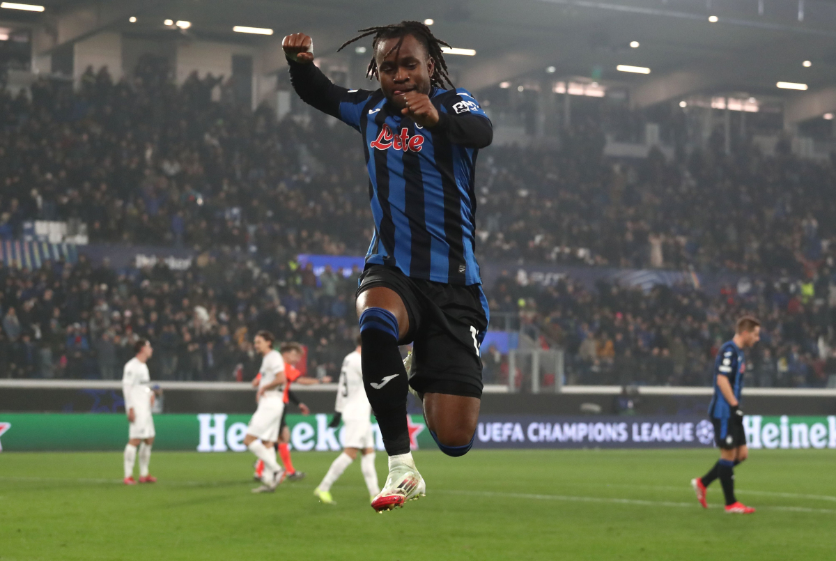 BERGAMO, ITALY - JANUARY 21: Ademola Lookman of Atalanta celebrates scoring his team's fourth goal during the UEFA Champions League 2024/25 League Phase MD7 match between Atalanta BC and SK Sturm Graz at Stadio di Bergamo on January 21, 2025 in Bergamo, Italy. (Photo by Marco Luzzani/Getty Images)