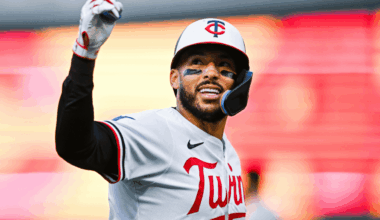 Astros trade for Carlos Correa