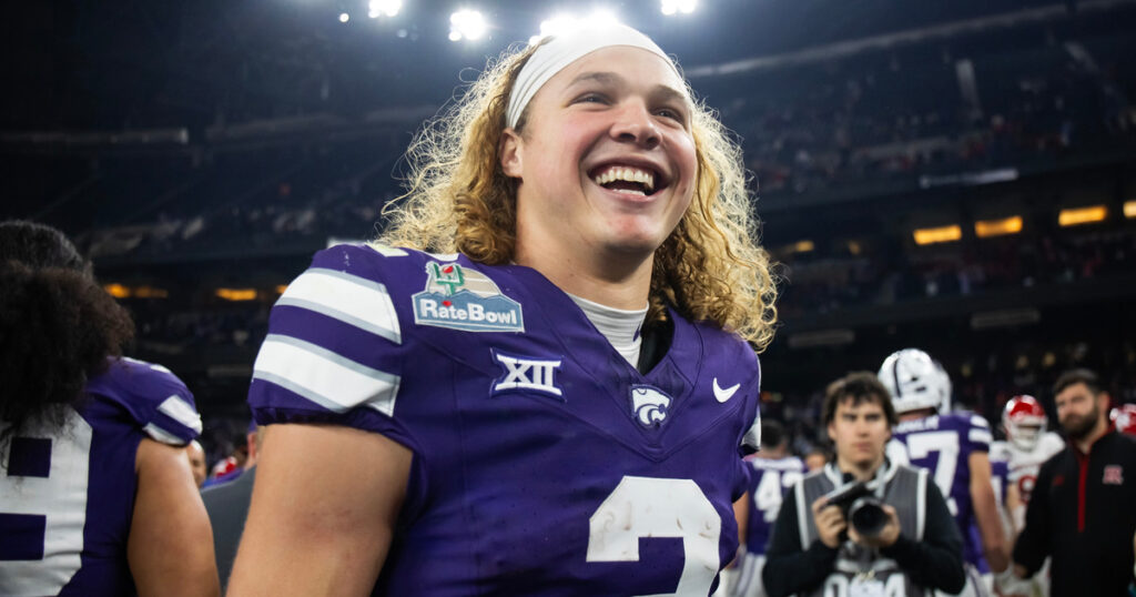Avery Johnson celebrates Kansas State bowl win