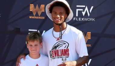 2-time Mr. Football, Alabama star Ryan Williams returned to Saraland on Sunday for a youth camp