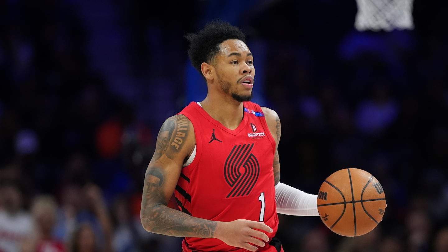 Anfernee Simons, entering the final season of a four-year $100 million contract, averaged 19.3 points and 4.8 assists for the Trail Blazers in 2024-25.