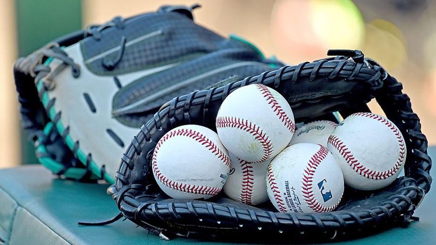 Royals acquire Julio Rodriguez from Seattle