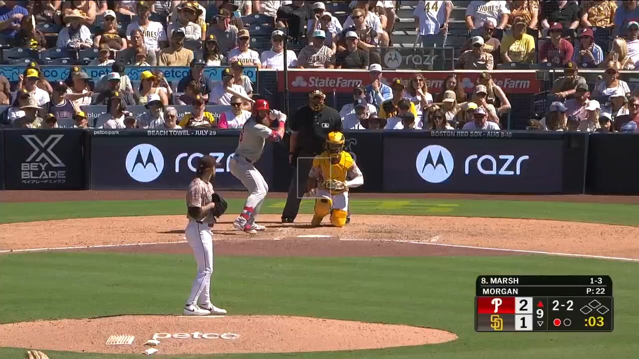 [Highlight] Manny Machado's incredible sliding catch