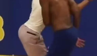 Old Embiid vs Tatum 1v1