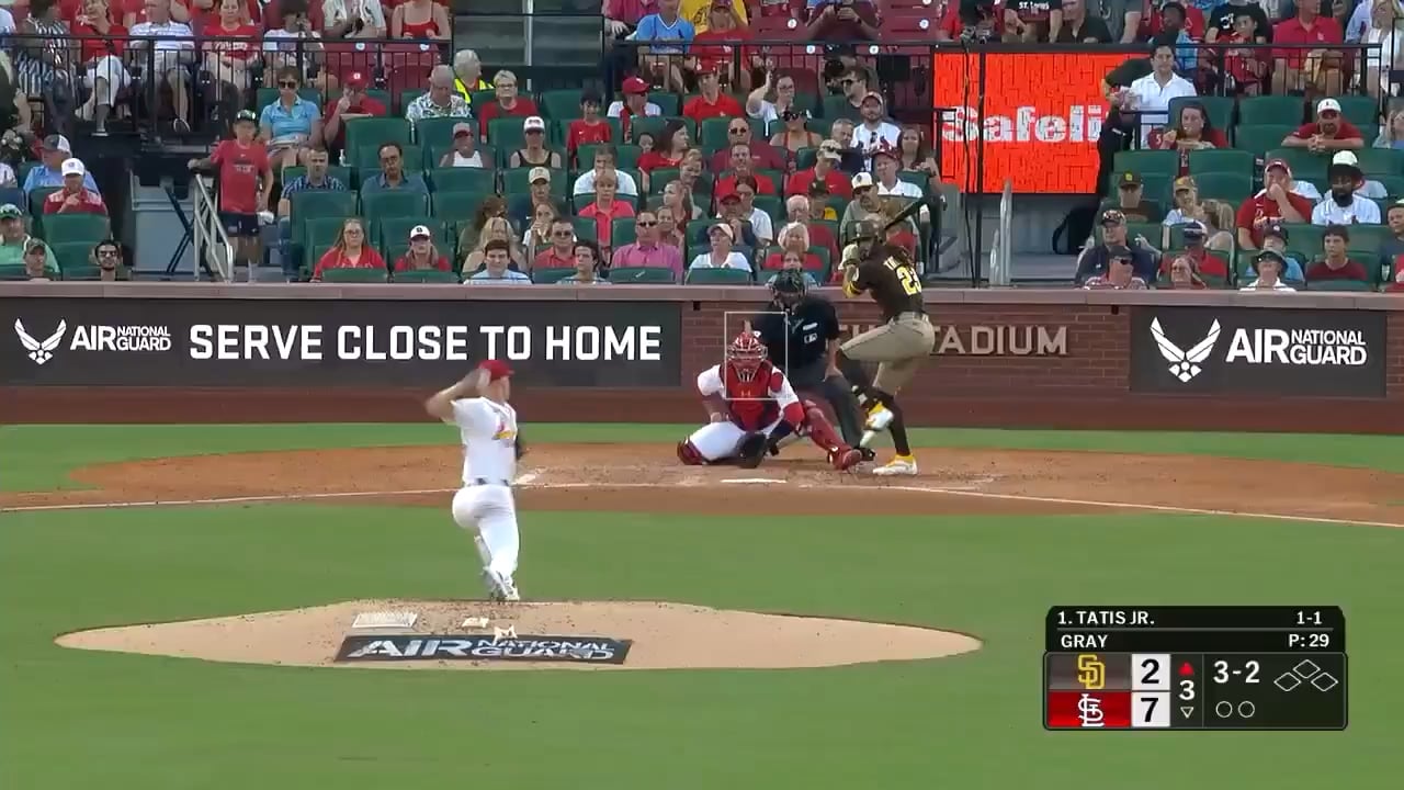 [Highlight] Fernando Tatis Jr. and Manny Machado go deep and the Padres are right back in the this game 👀