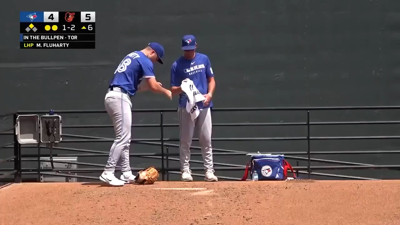 Cedric Mullins robs the Blue Jays