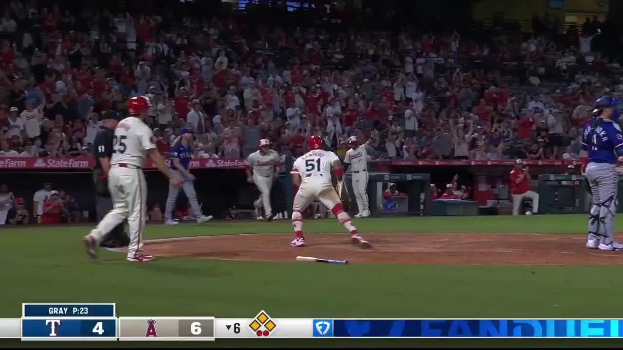 What a glorious inning 😇