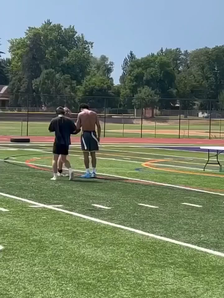 Jamal out in Denver running routes and races with kids from South High!