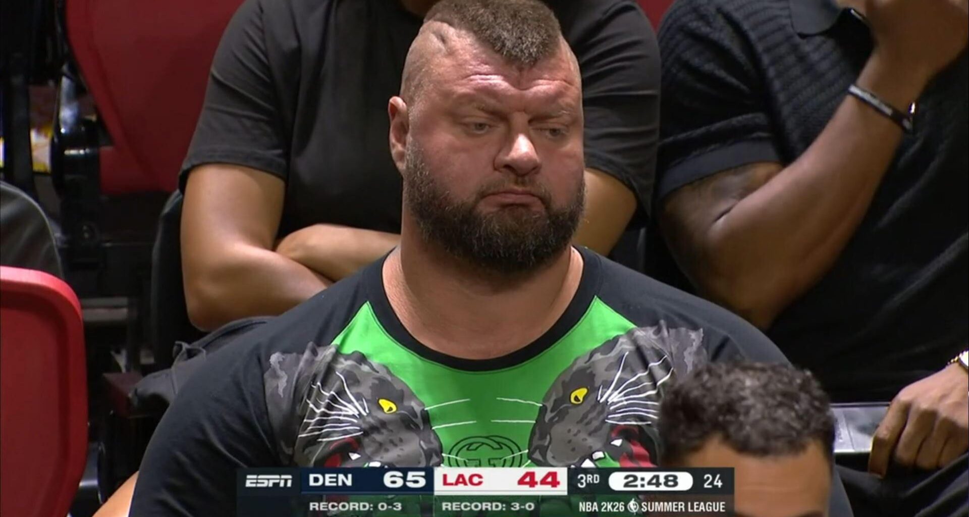 [Highlight] The camera focuses on Strahinja Jokic, one of Nikola Jokic's brothers, during the game.