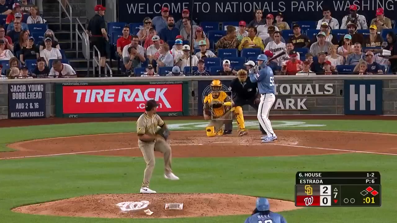 [Highlight] Fernando Tatis Jr. hoses the runner at third!