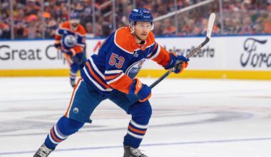 Sharks sign forward Jeff Skinner to one-year contract