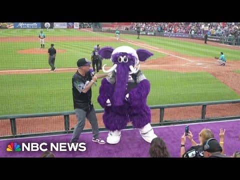 Utah Mammoth vs. Erie Moon Mammoths