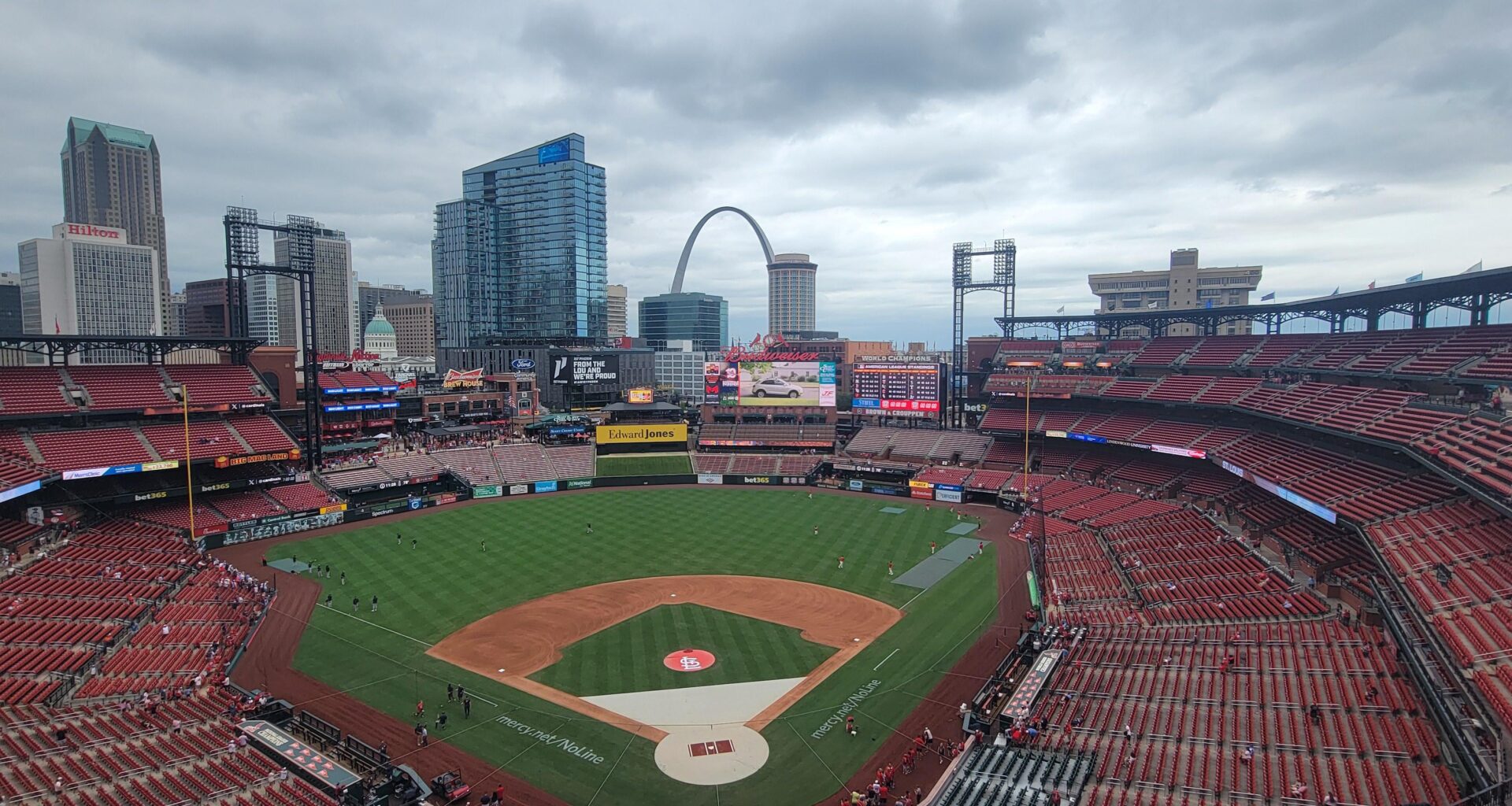 Cloudy day but beautiful park!