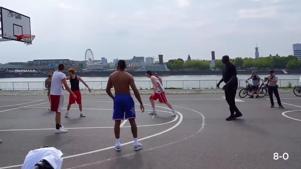 Dark Nowitzki playing some streetball in Germany