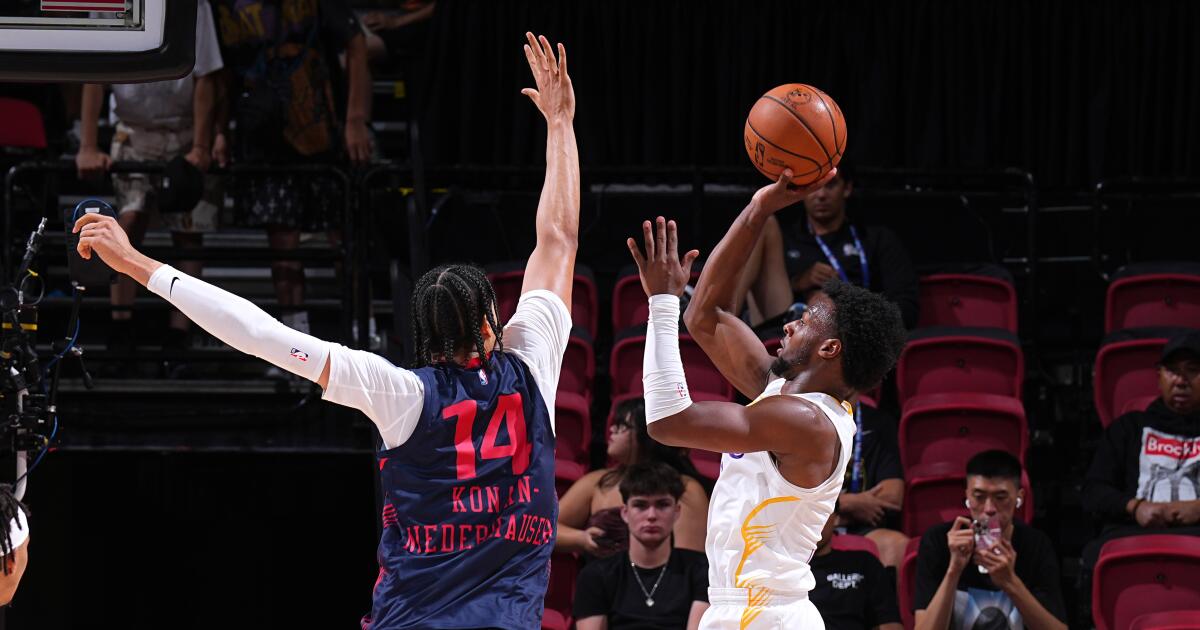 Bronny James generates excitement in Lakers' loss to Clippers