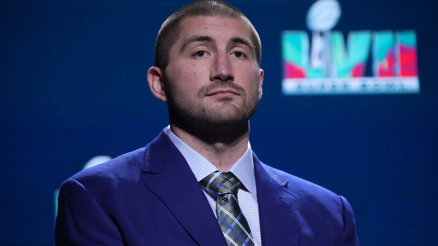 NFLPA lead security officer poses question to all staff: "What of JC Tretter?"