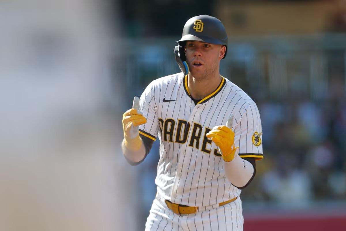 [Padres] We have activated INF/OF Gavin Sheets from the Paternity List and optioned C Luis Campusano to Triple-A El Paso.