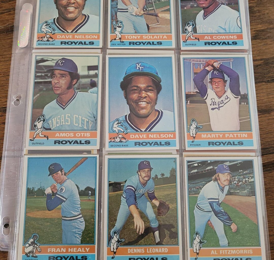 Sharing some 70s era Royals cards