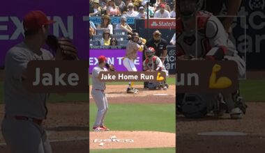 Nothing beats a Jake2holiday! #mlb #baseball #homerun #jakecronenworth #jet2holiday