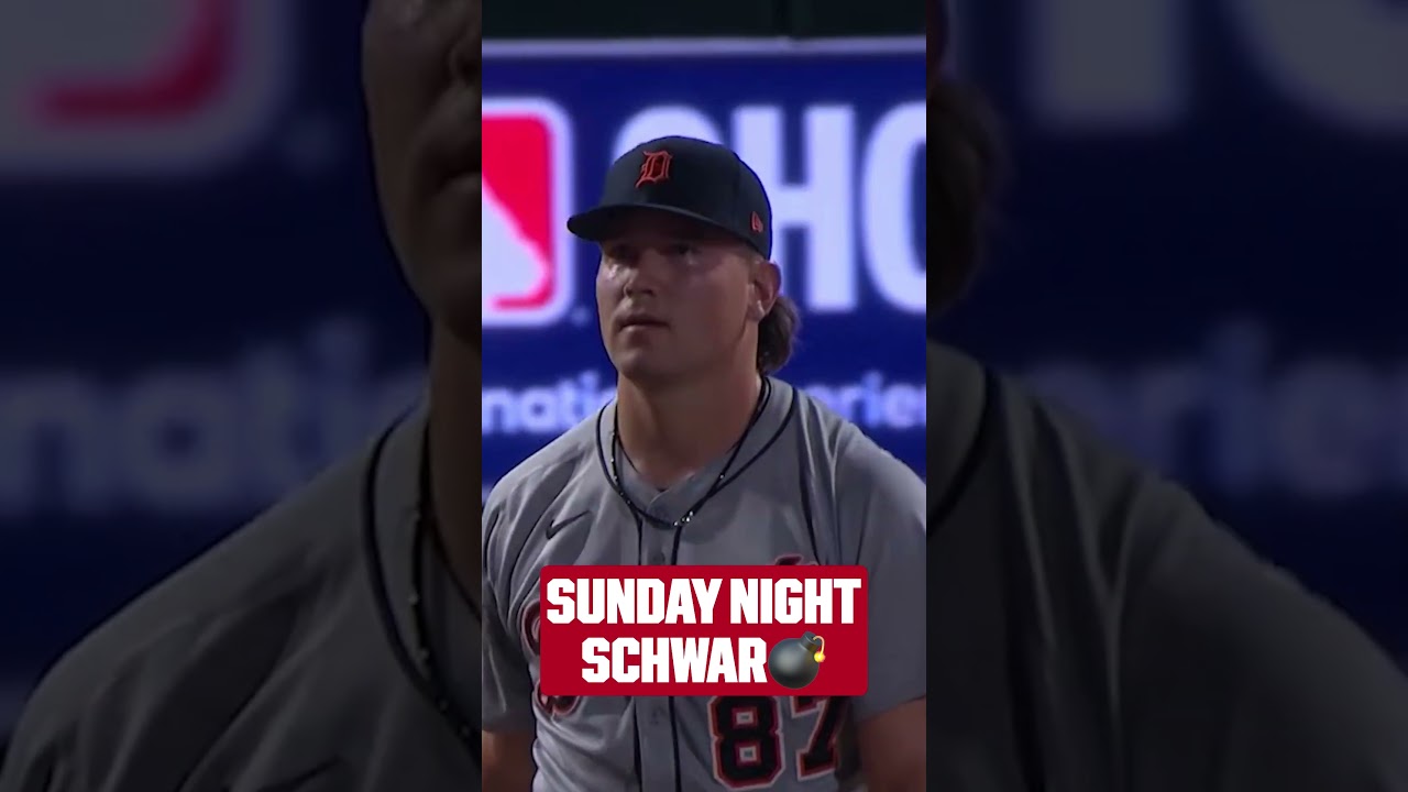 This 435-foot blast doubles the Phillies lead!