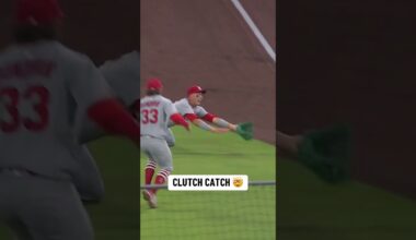 Clutch catch for the Cardinals to help seal the win #cardinals #mlb #baseball
