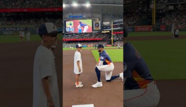 Our favorite Sunday tradition. #MLB #HoustonAstros #Baseball #CarlosCorrea #Houston