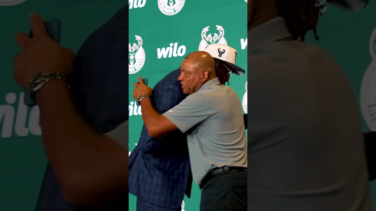 Season Starts Now #fearthedeer #nba #nbateam #basketball #mylesturner  #414 #sports #milwaukeebucks