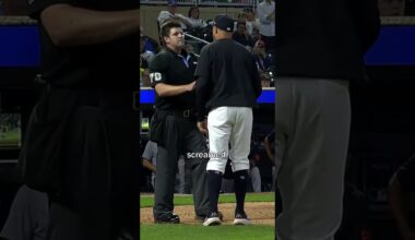 Another CLASSIC MLB EJECTION! ⚾👀