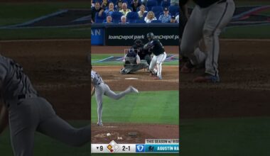 The Marlins had a crazy 9th inning 👀 #baseball #marlins #yankees